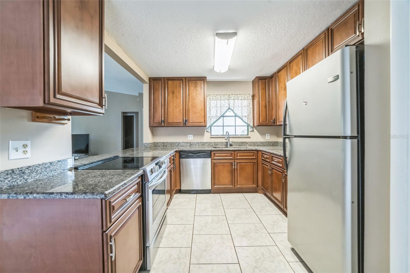 Image 6 of 29 For 8040 Sagebrush Place