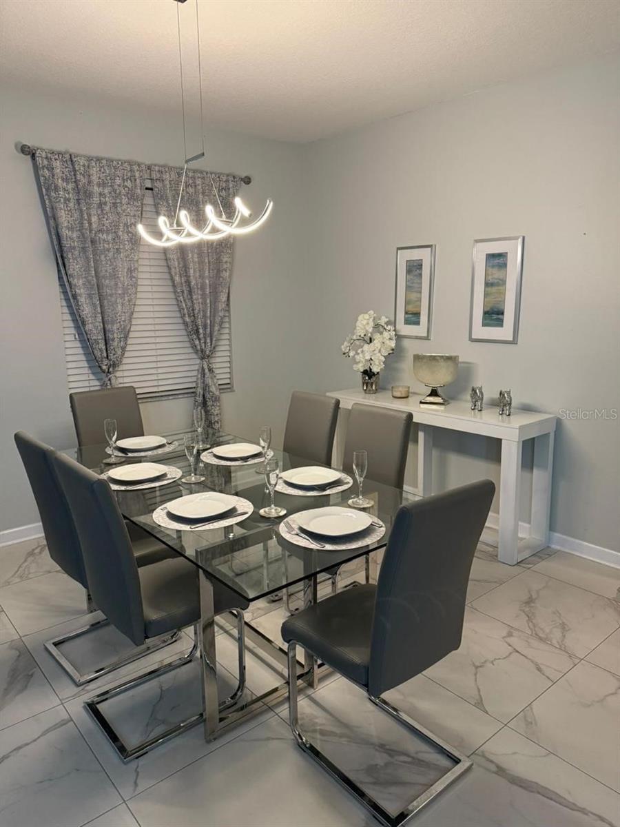 Image 6 of 29 For 8894 Candy Palm Road