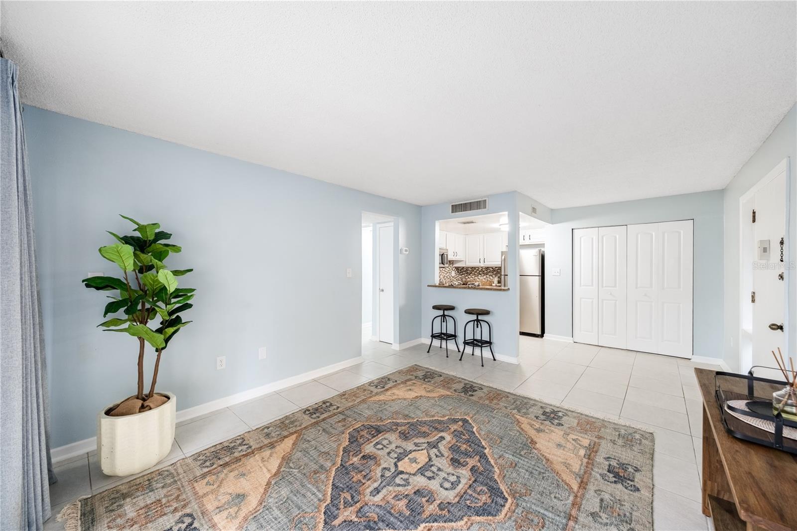Image 10 of 22 For 572 Orange Drive 57