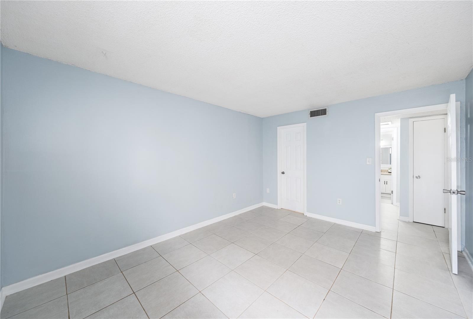 Image 12 of 22 For 572 Orange Drive 57