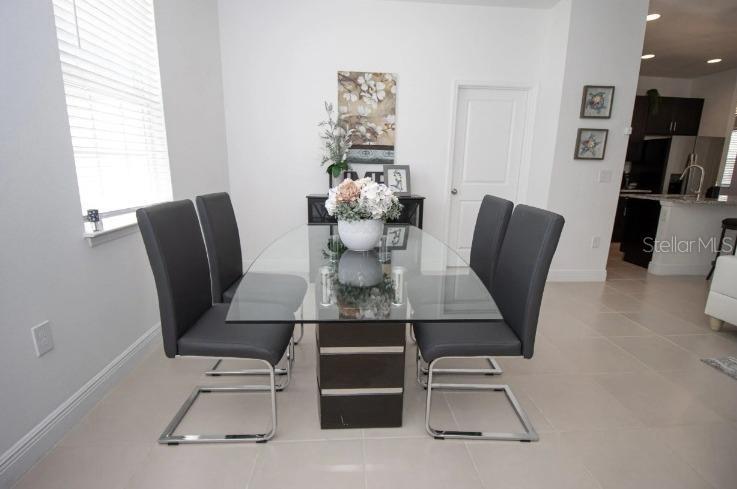 Listing photo id 10 for 104 Gondolier Place