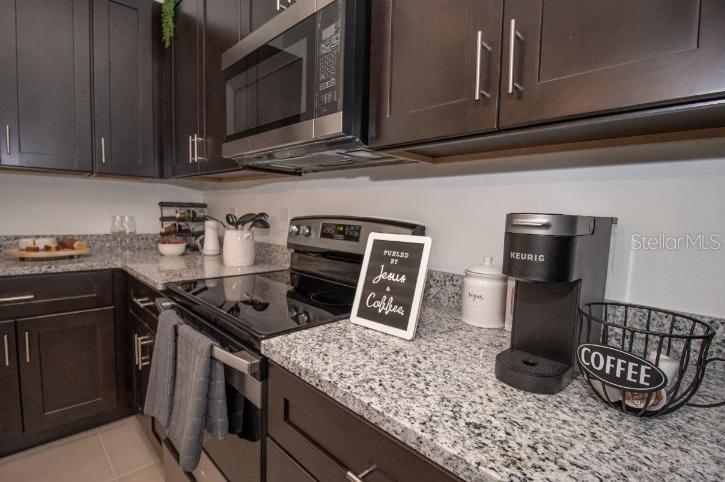 Listing photo id 7 for 104 Gondolier Place