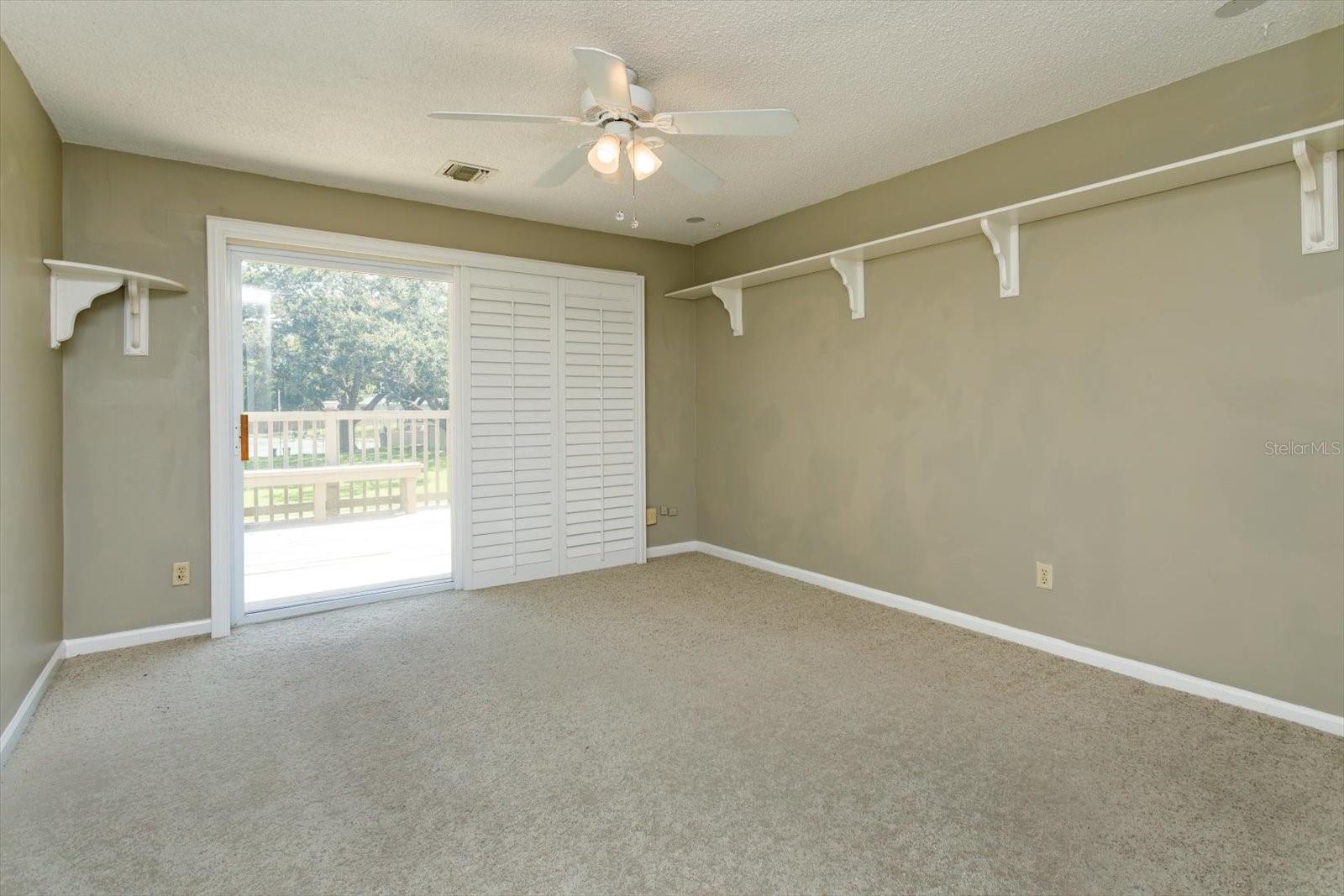 Image 39 of 71 For 415 Oak Haven Drive 415