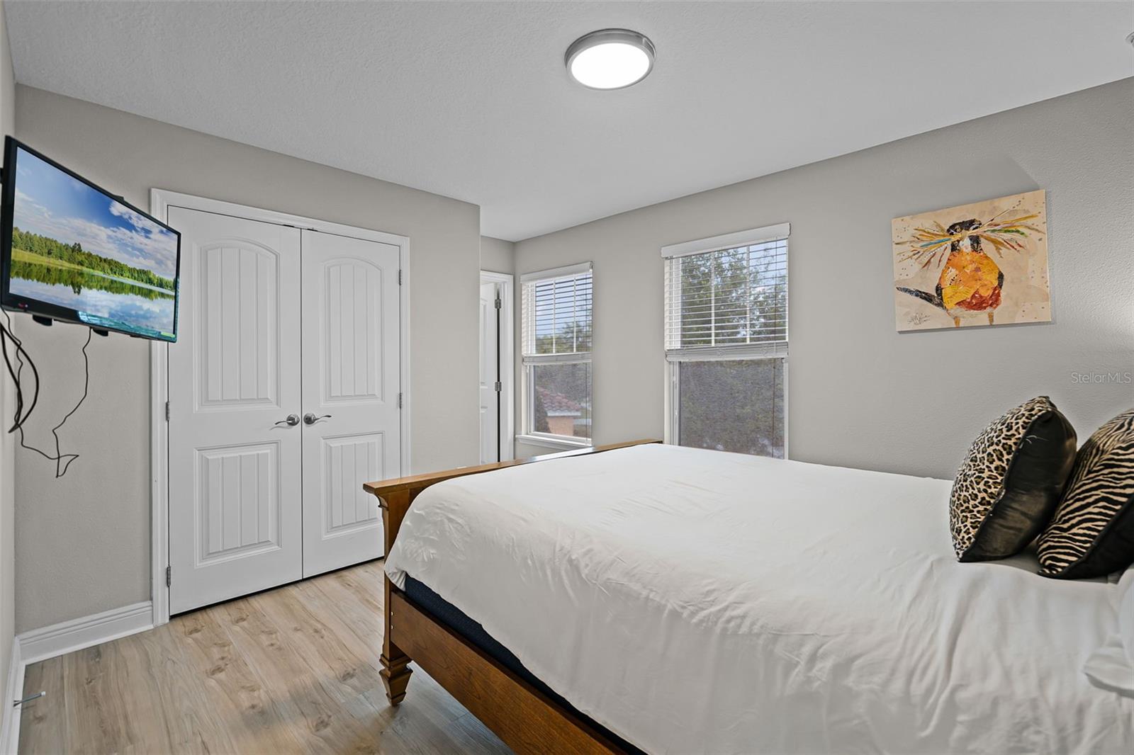 Image 29 of 50 For 4111 Oaktree Drive
