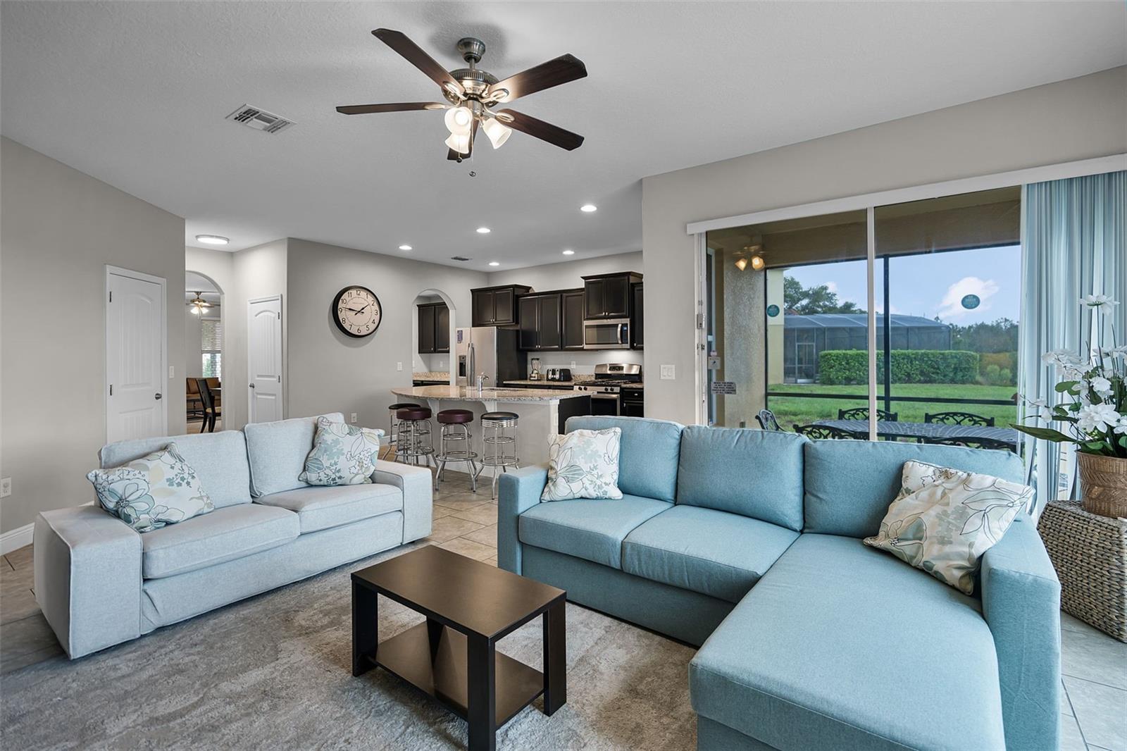 Image 7 of 50 For 4111 Oaktree Drive