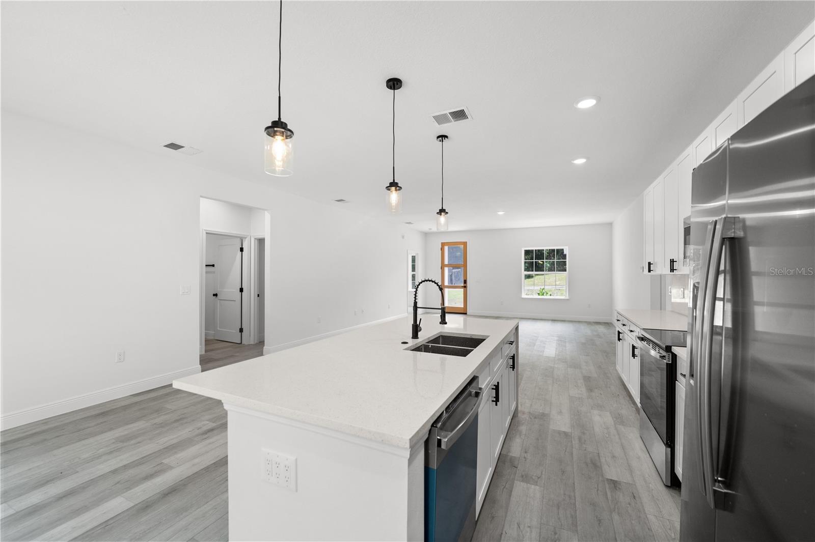 Image 11 of 25 For 10290 Biscayne Drive