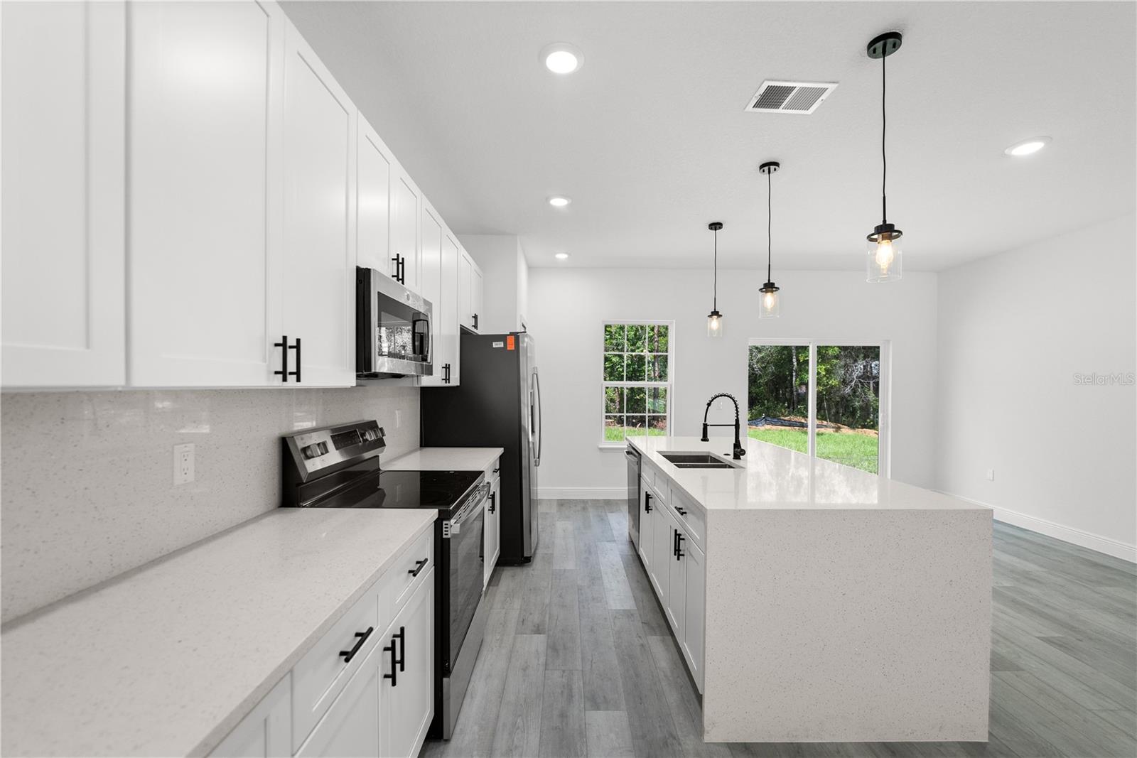 Image 9 of 25 For 10290 Biscayne Drive