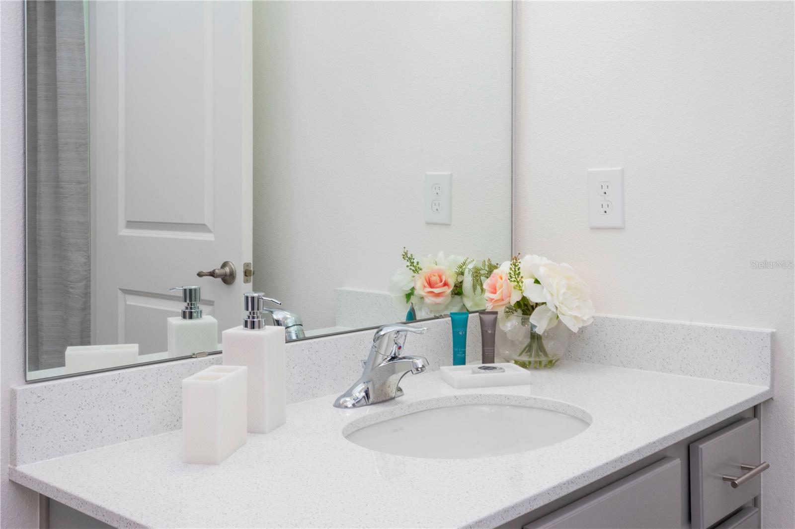 Image 45 of 73 For 2569 Shanti Drive
