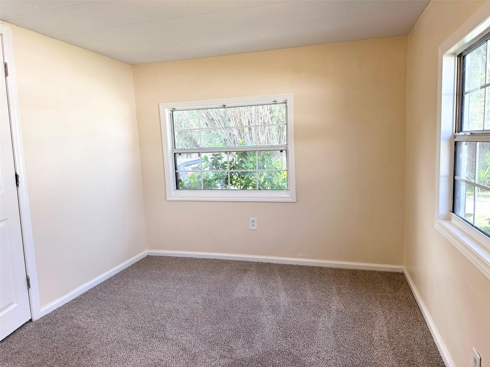 Image 13 of 27 For 5018 Oak Lane