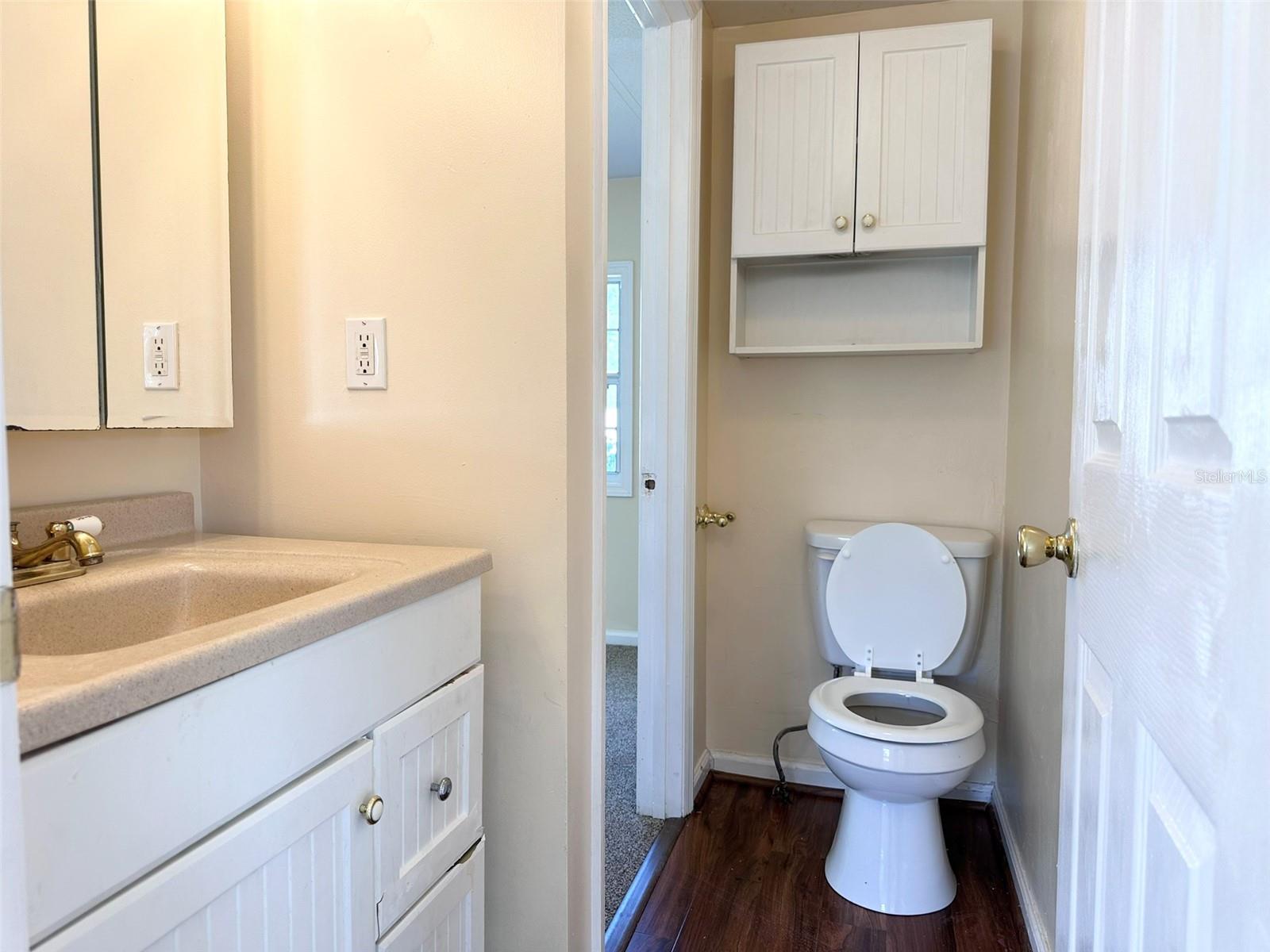 Image 15 of 27 For 5018 Oak Lane