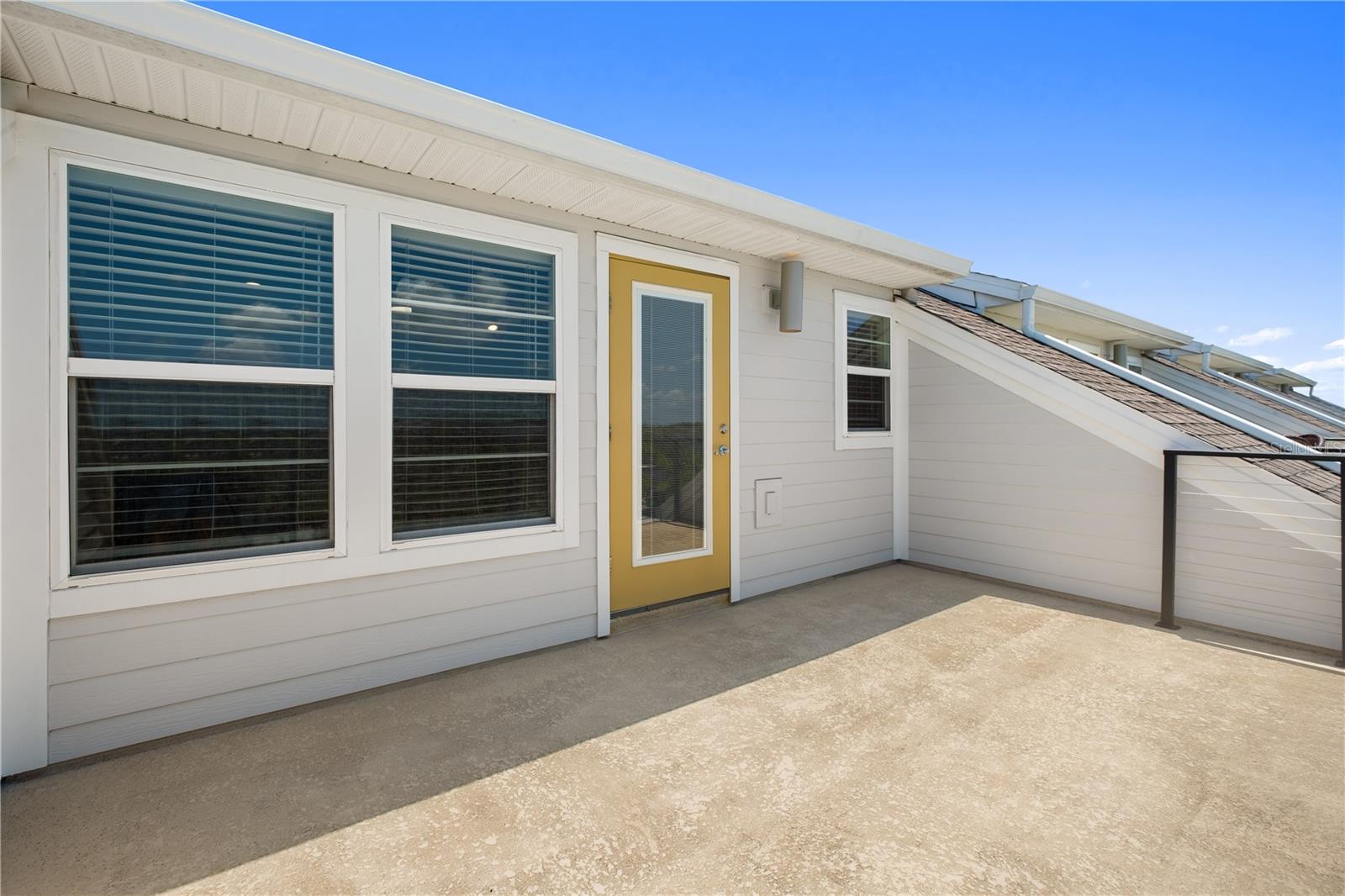 Image 16 of 33 For 13618 Heaney Avenue