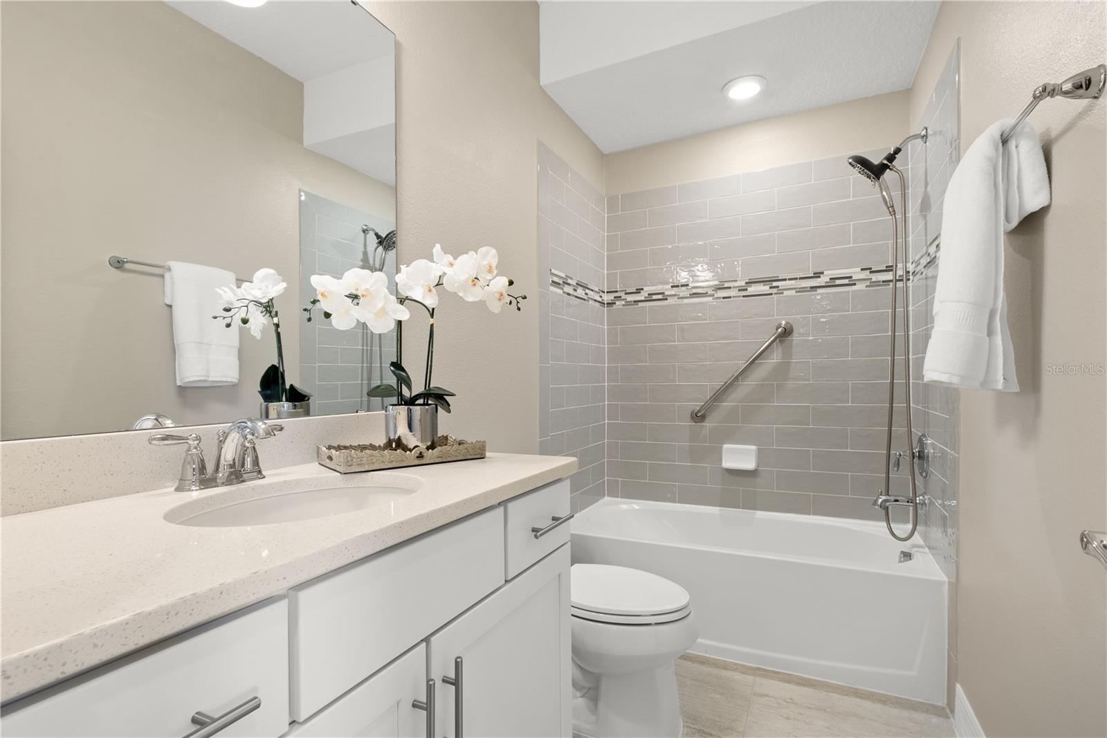 Image 22 of 33 For 13618 Heaney Avenue