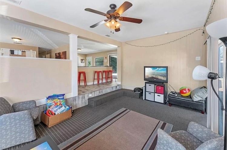 Image 15 of 30 For 439 Palm Terrace