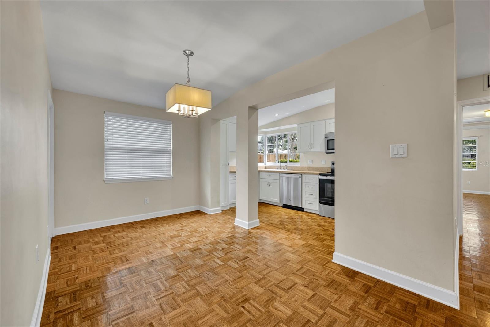 Image 8 of 31 For 1027 Chichester Street