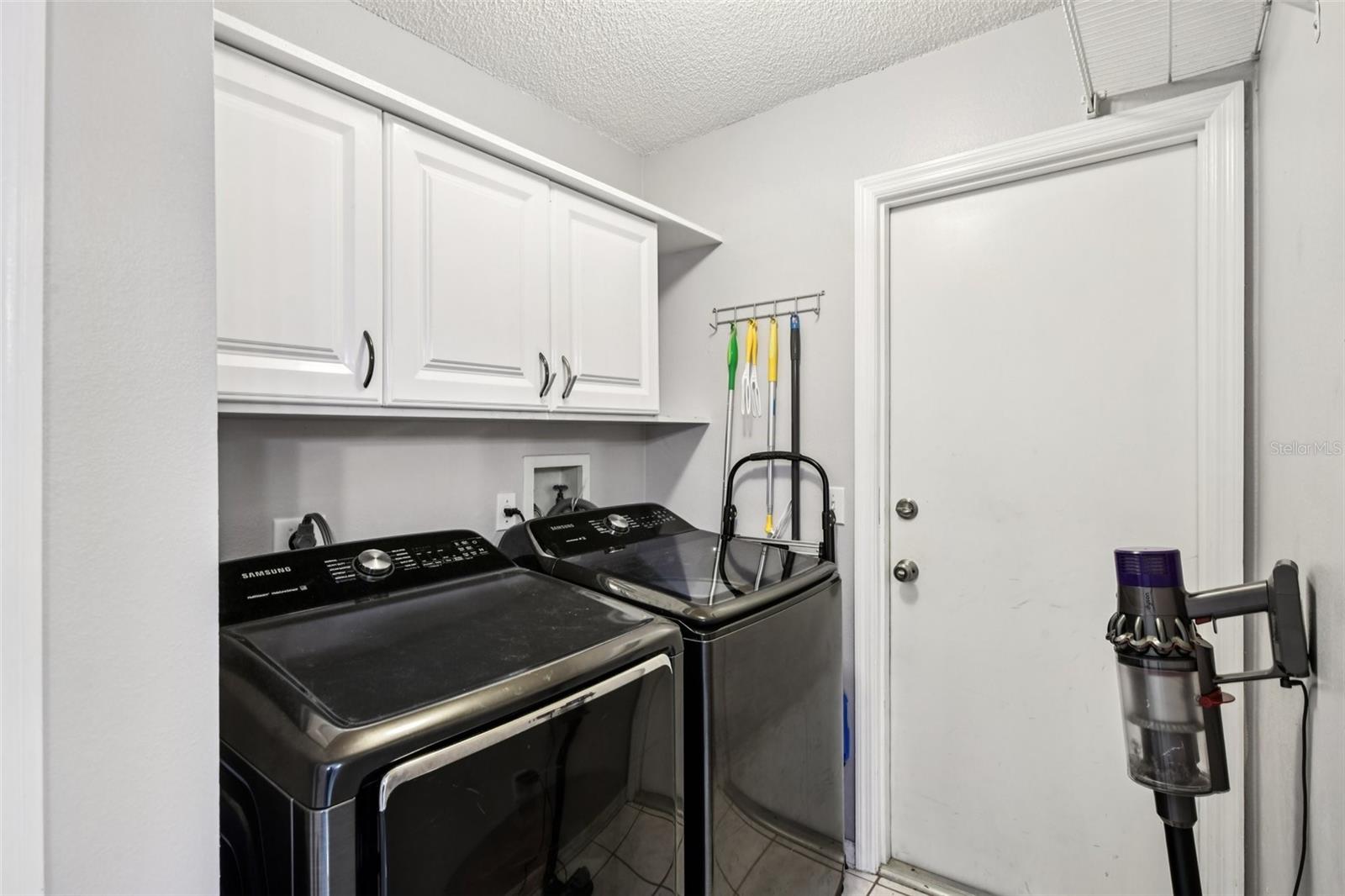 Image 21 of 29 For 14565 Lycastle Circle