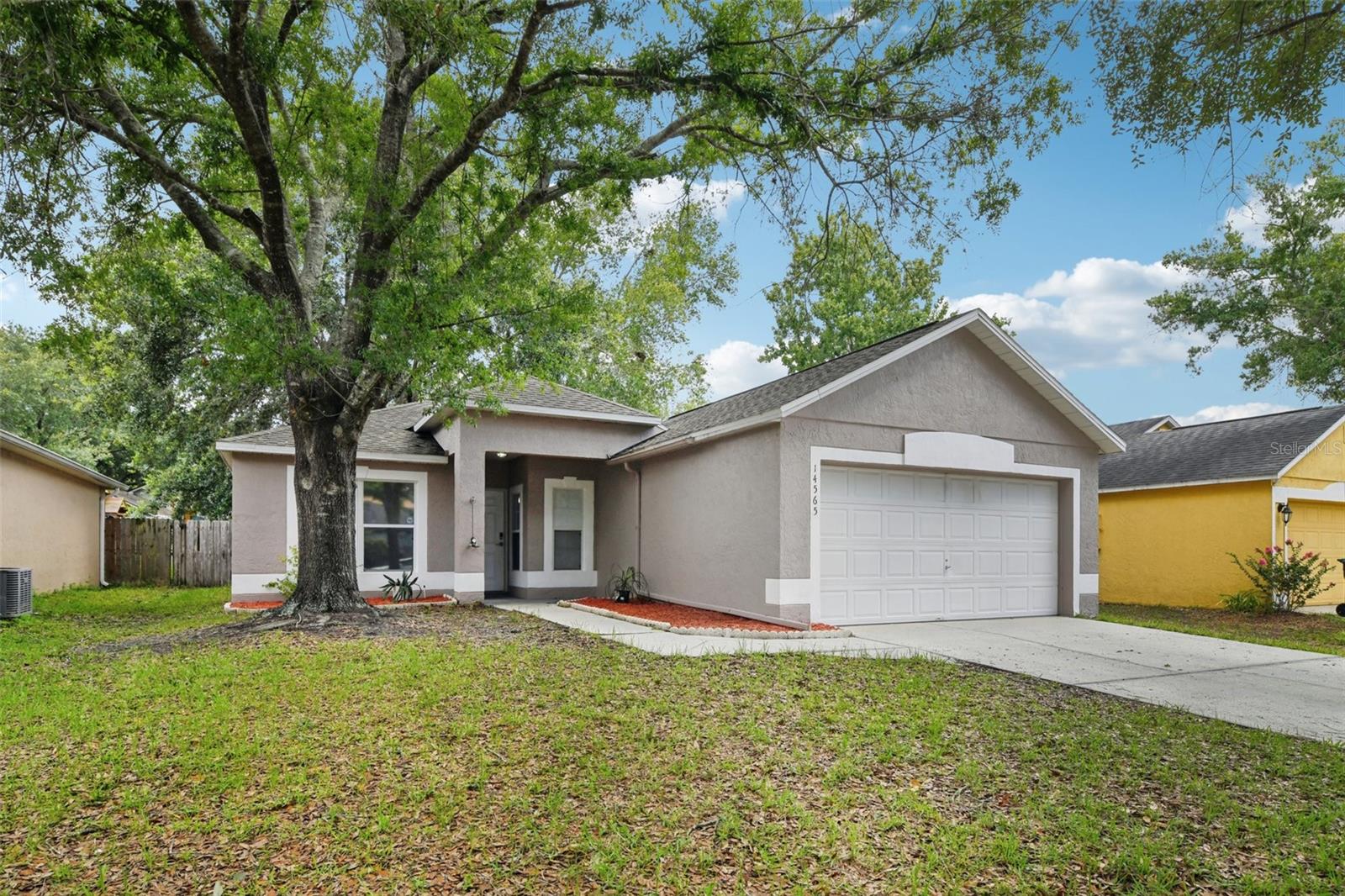 Image 5 of 29 For 14565 Lycastle Circle