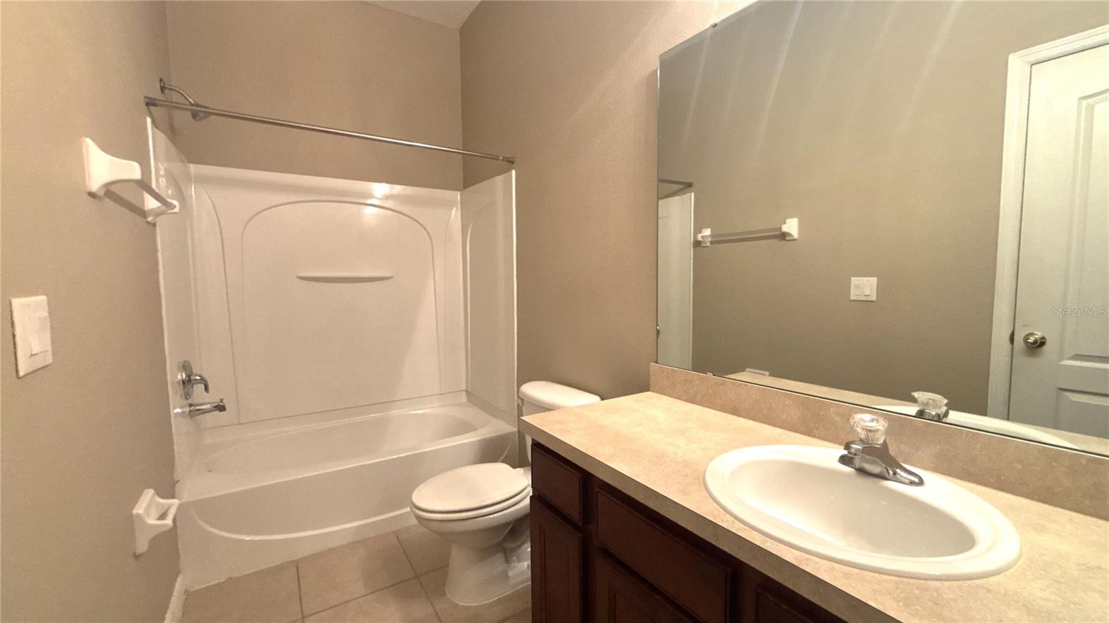 Image 24 of 27 For 2045 Estancia Circle