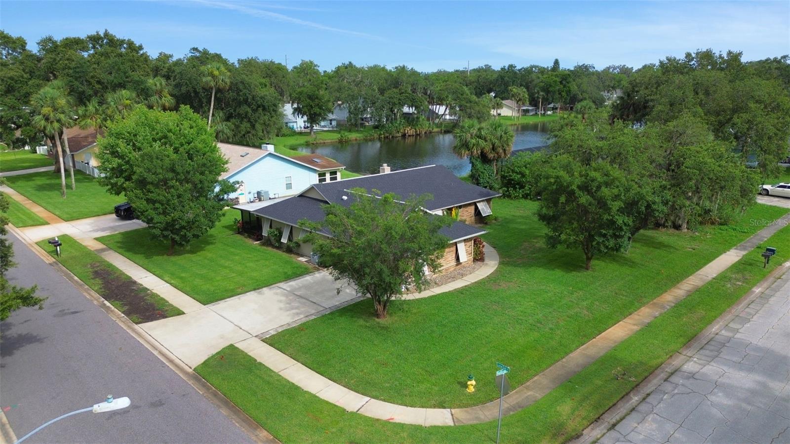 Image 32 of 36 For 5929 Hatteras Drive