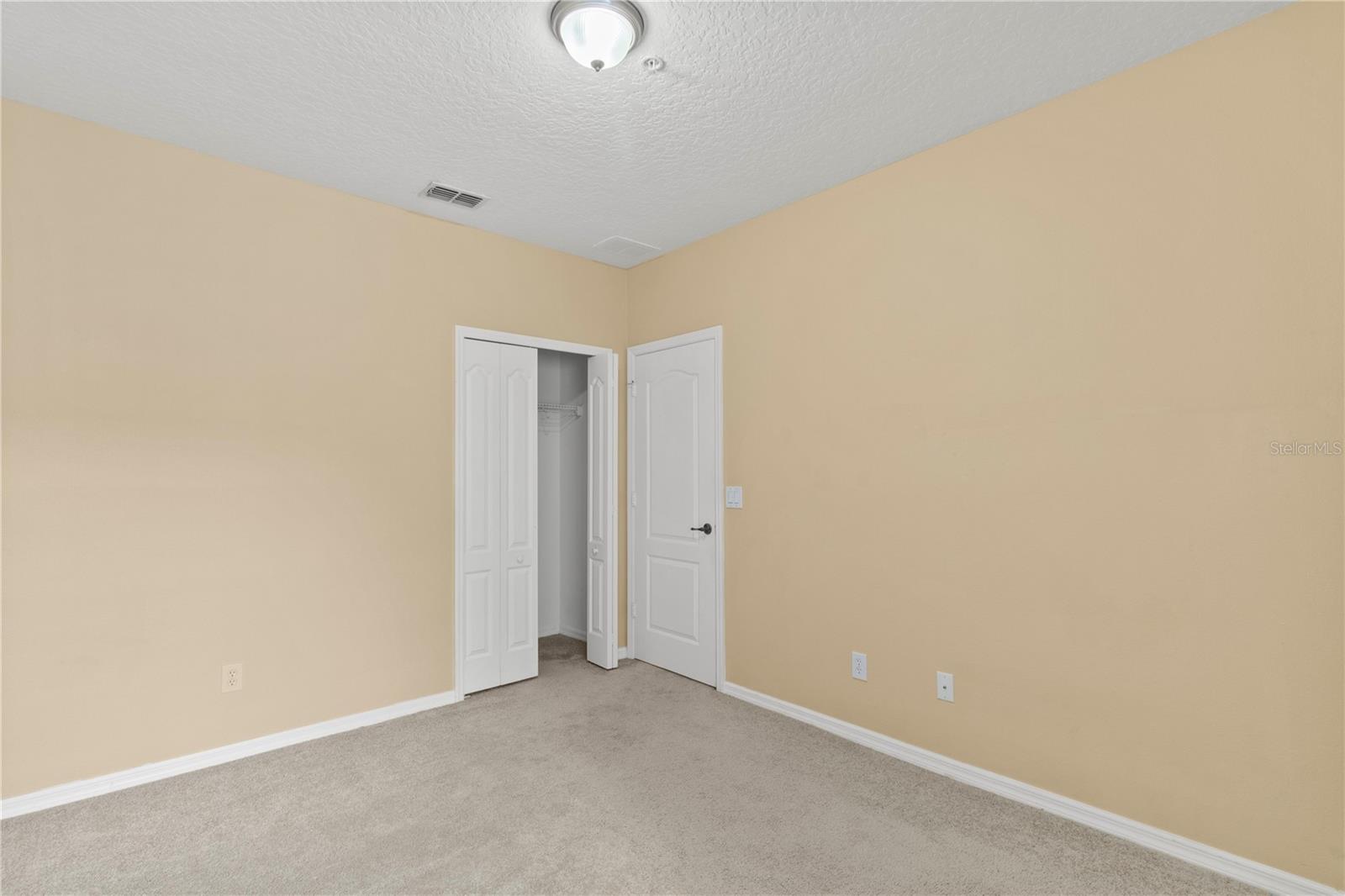Image 13 of 21 For 3274 Villa Strada Way