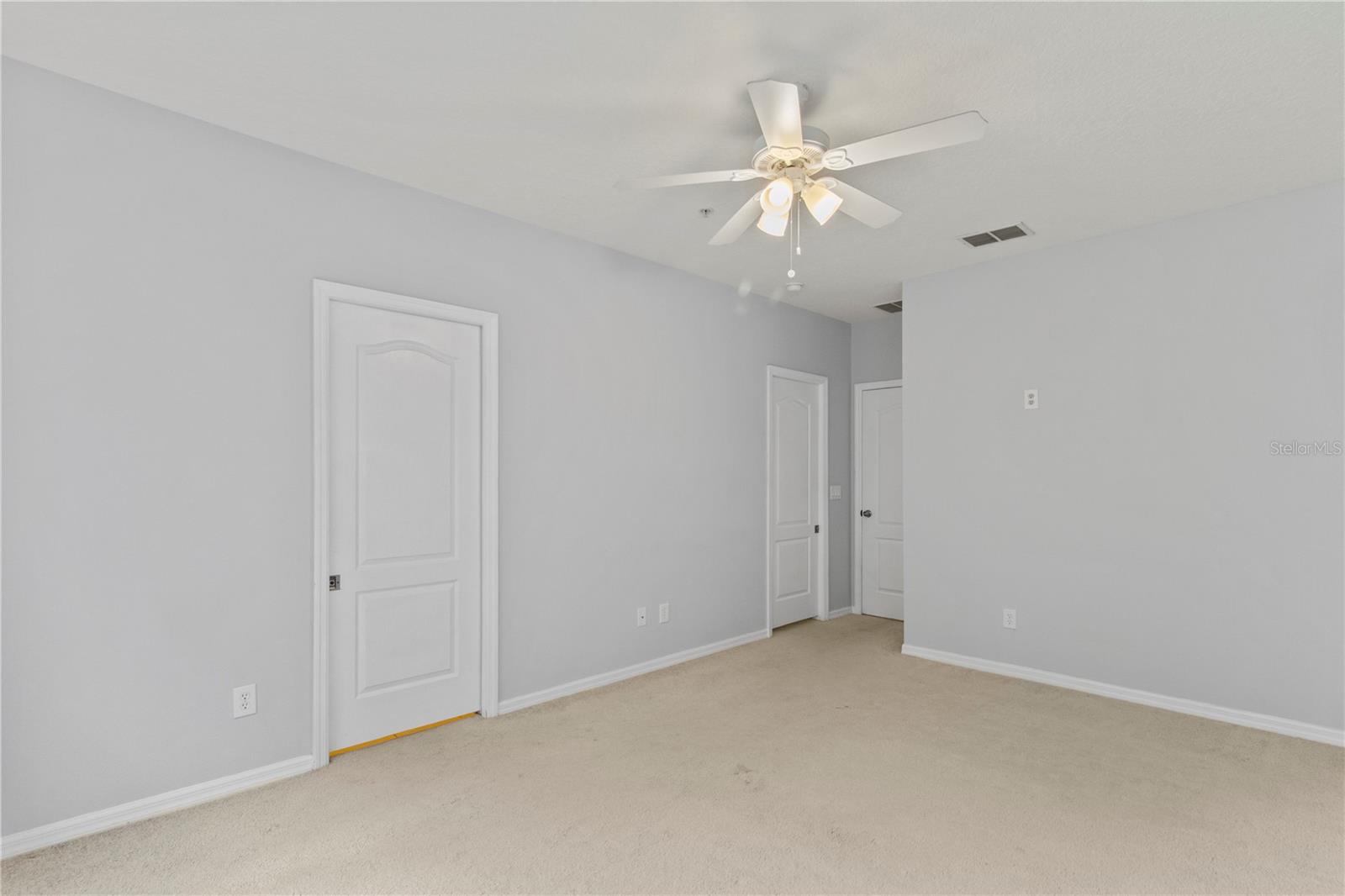 Image 16 of 21 For 3274 Villa Strada Way