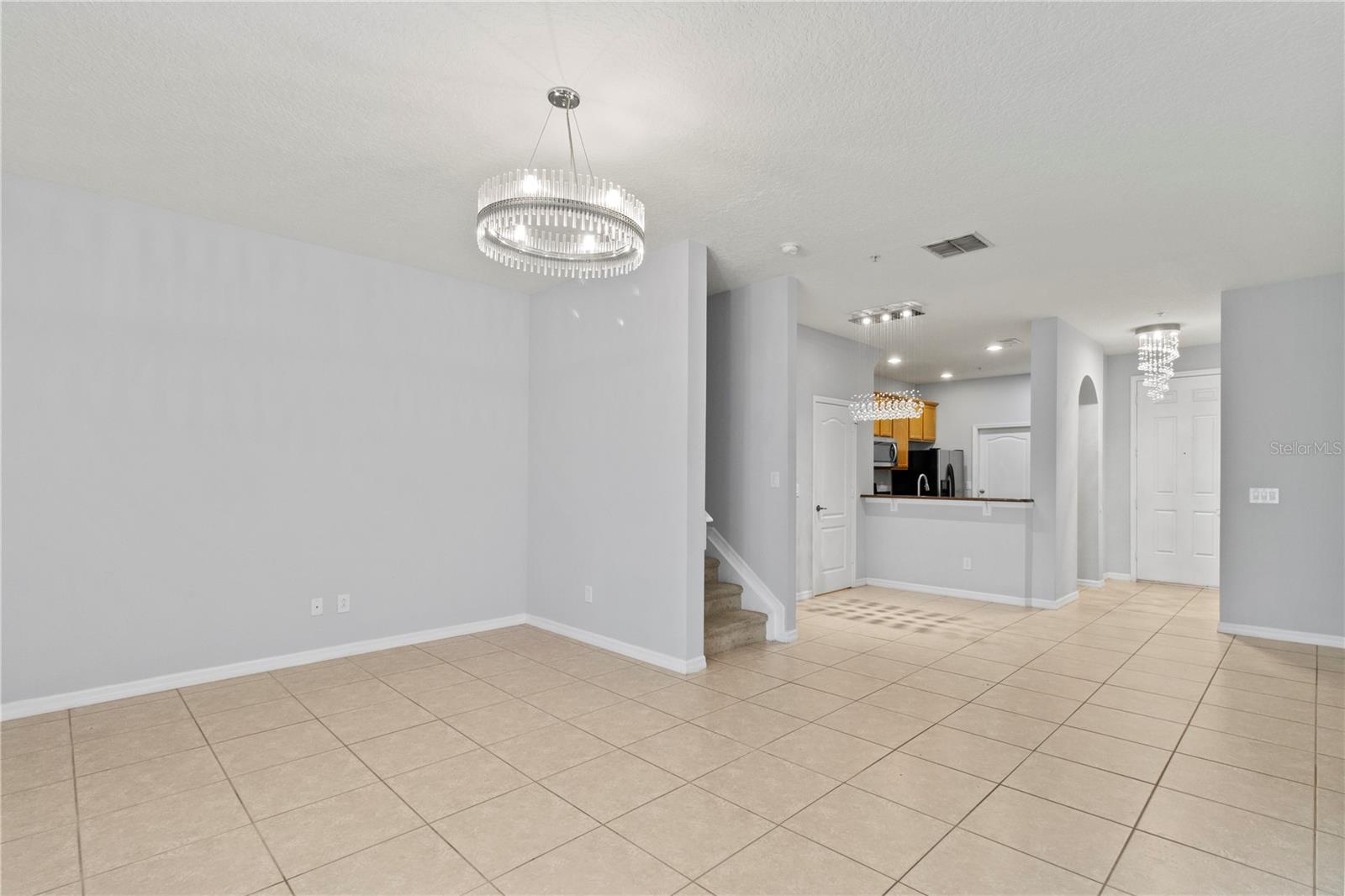 Image 7 of 21 For 3274 Villa Strada Way