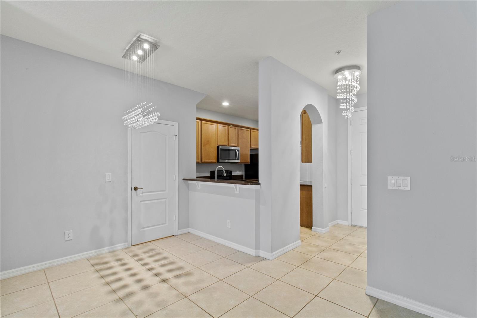 Image 8 of 21 For 3274 Villa Strada Way