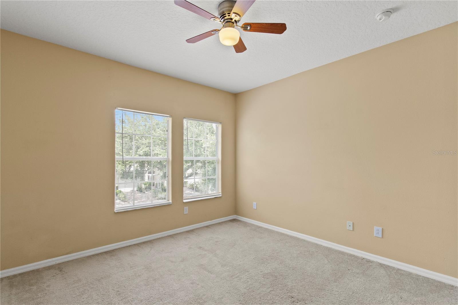 Image 9 of 21 For 3274 Villa Strada Way
