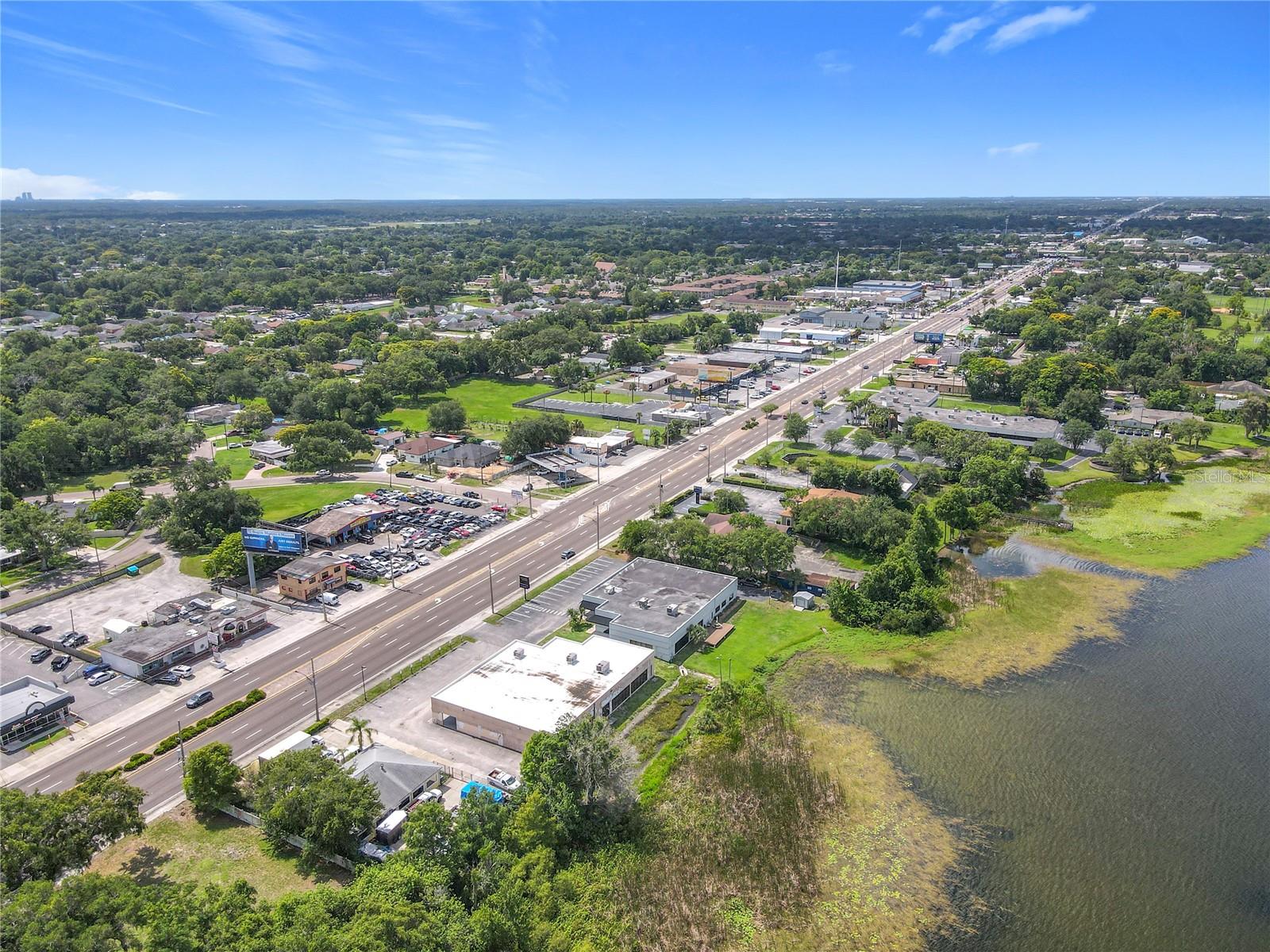 Image 22 of 37 For 564 Semoran Boulevard