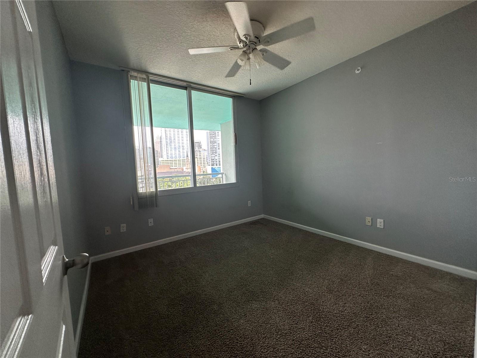 Image 17 of 29 For 322 Central Boulevard 706