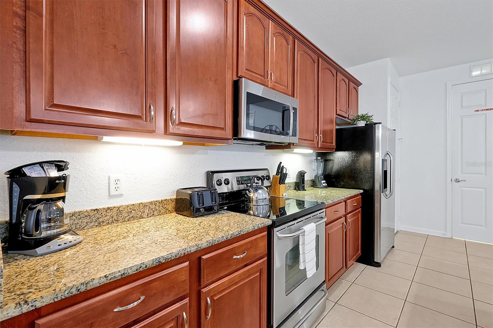 Image 10 of 49 For 5024 Shoreway Loop 10106