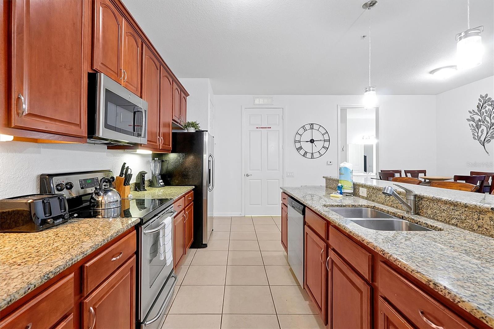Image 11 of 49 For 5024 Shoreway Loop 10106