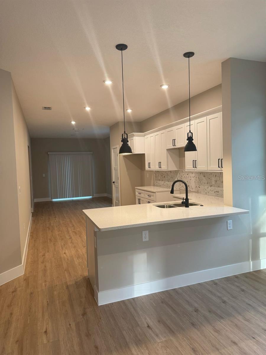 Image 2 of 18 For 317 Mandrake St