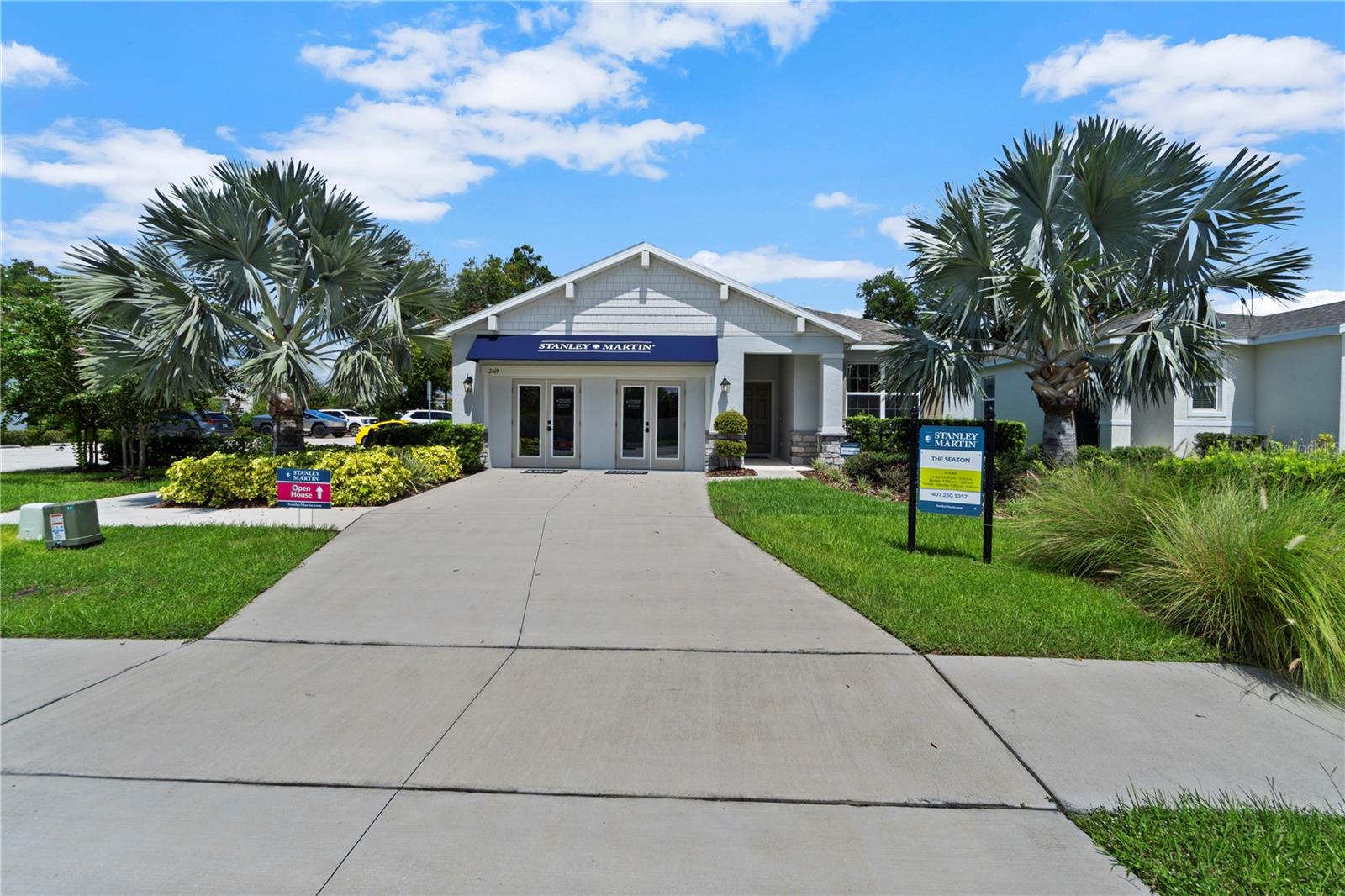Image 2 of 44 For 2519 Avalon Park Boulevard