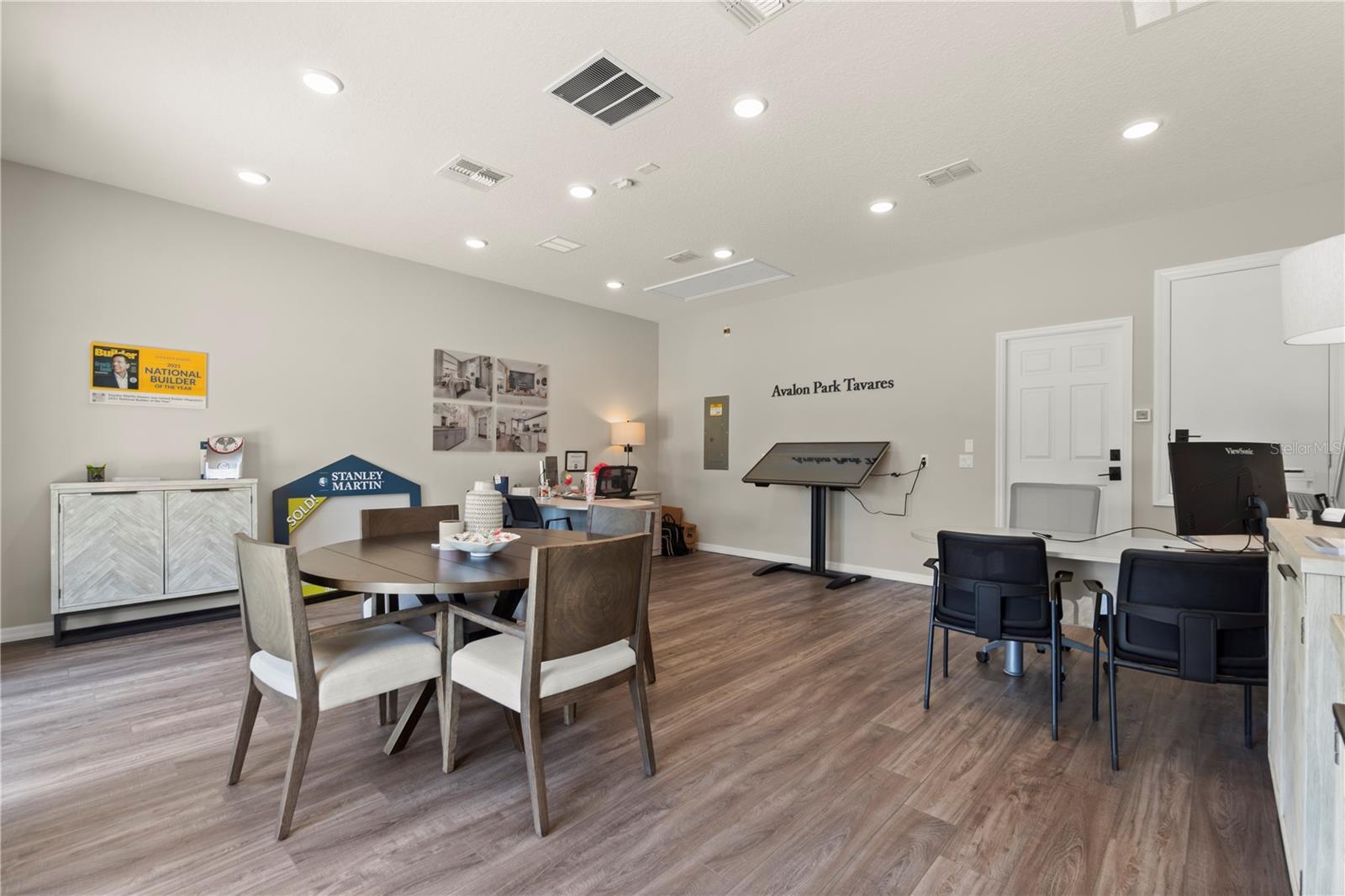 Image 36 of 44 For 2519 Avalon Park Boulevard