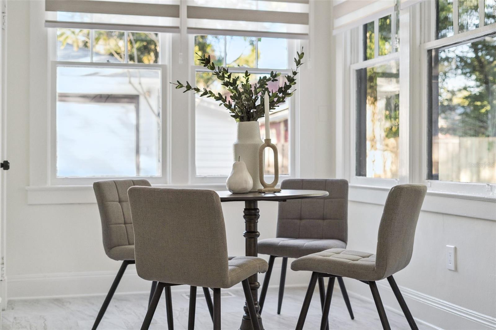 Image 17 of 54 For 803 Harwood Street