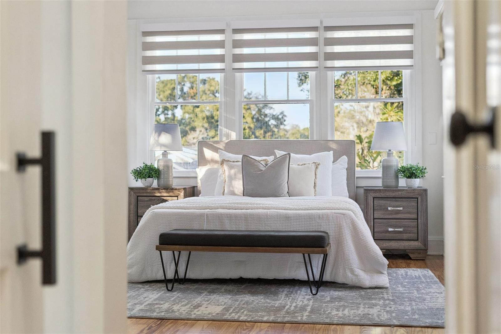 Image 18 of 54 For 803 Harwood Street