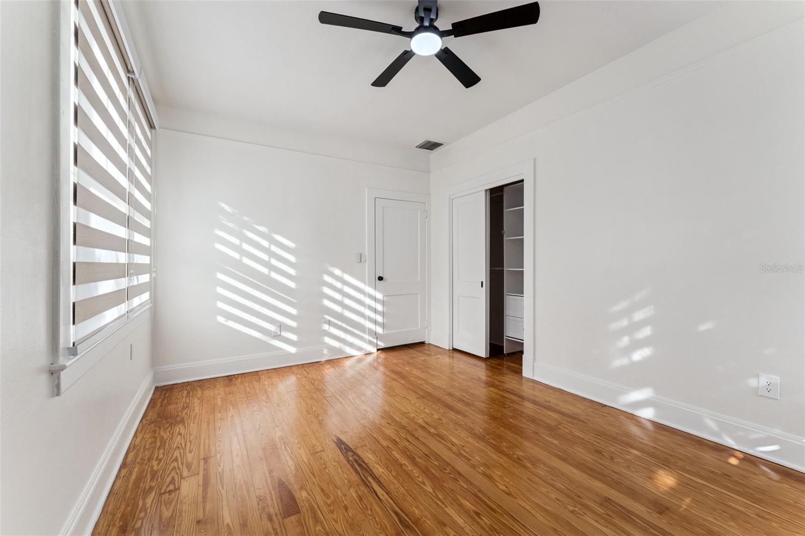 Image 25 of 54 For 803 Harwood Street