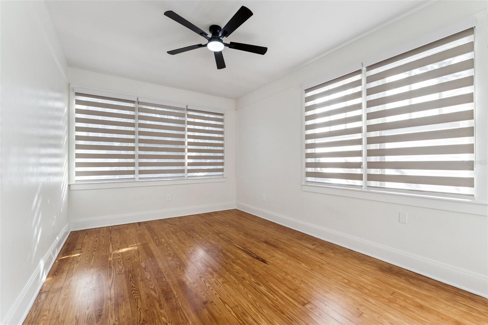 Image 26 of 54 For 803 Harwood Street