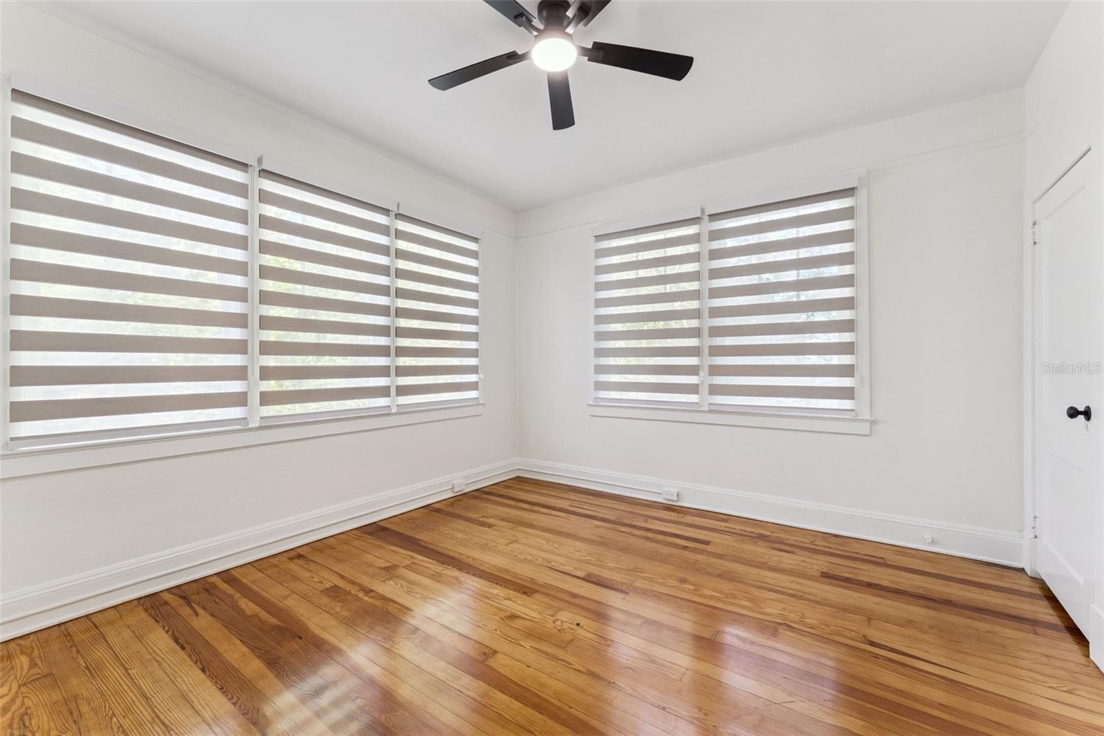 Image 30 of 54 For 803 Harwood Street