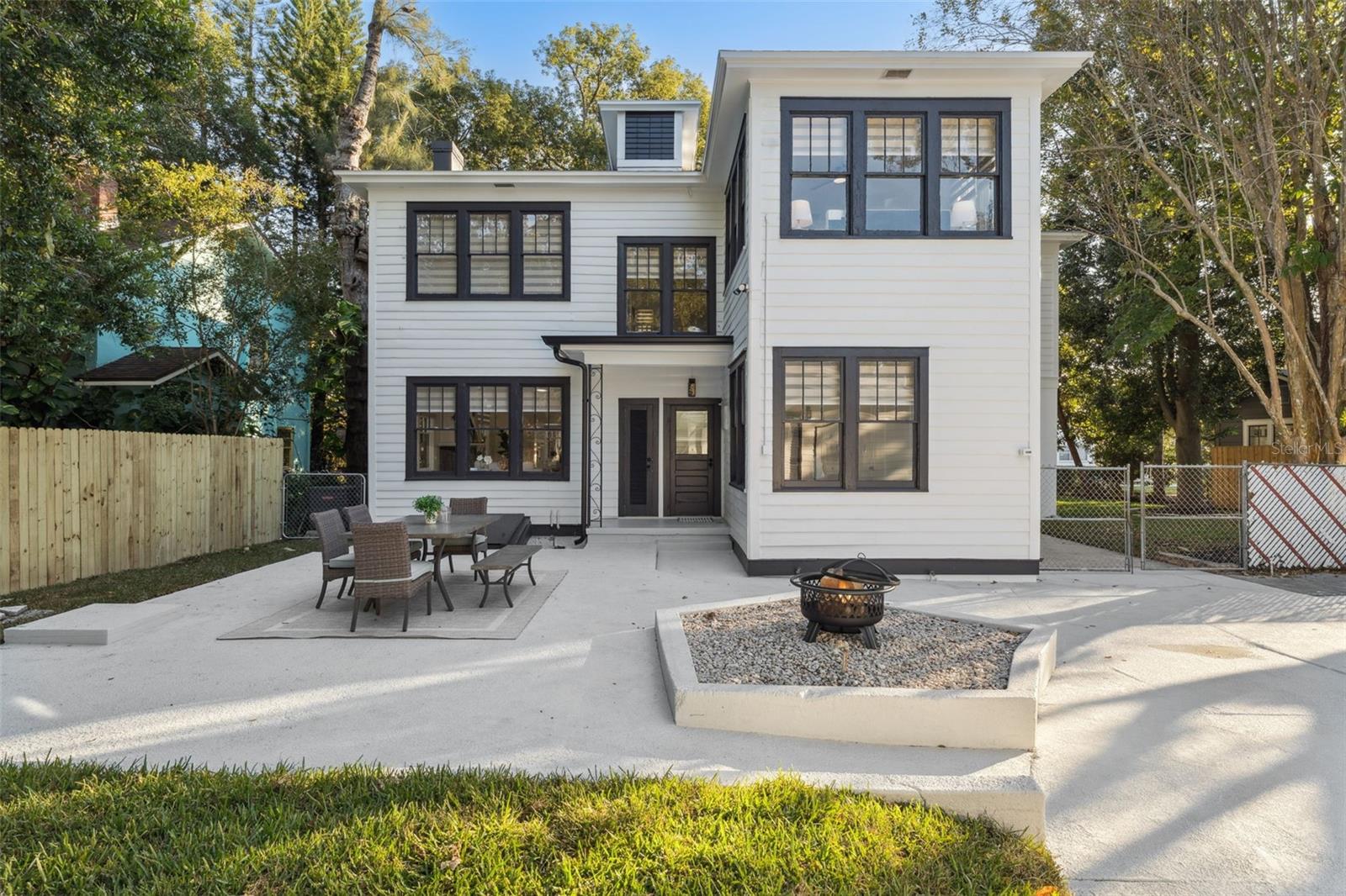 Image 41 of 54 For 803 Harwood Street