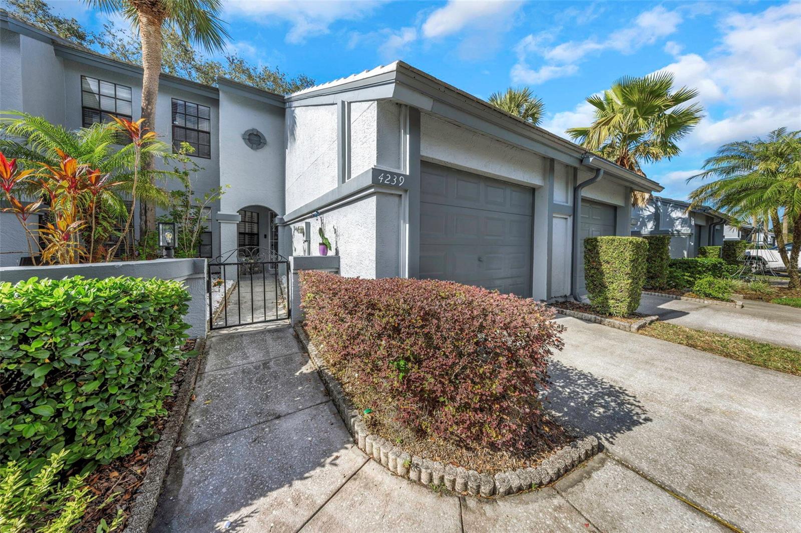 Image 3 of 42 For 4239 Brentwood Park Circle