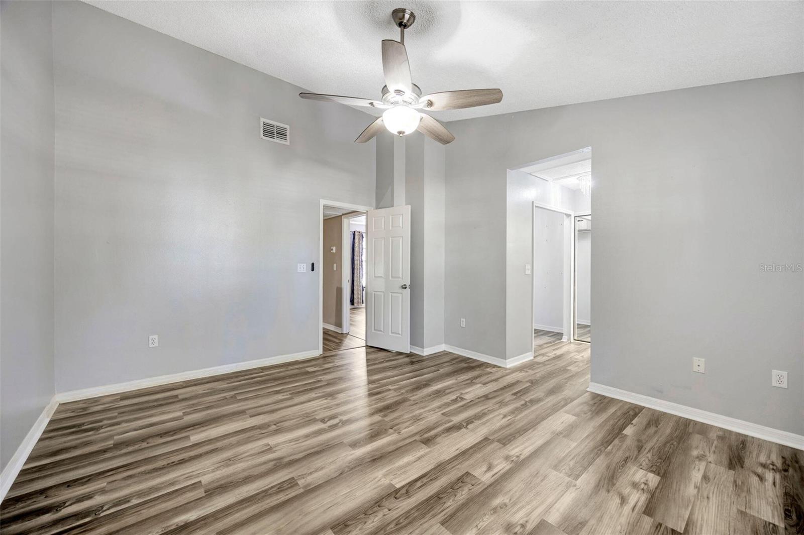 Image 30 of 42 For 4239 Brentwood Park Circle