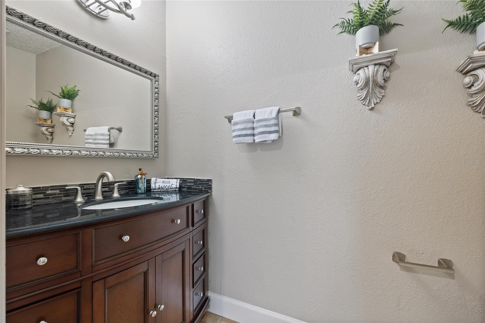 Image 7 of 42 For 4239 Brentwood Park Circle
