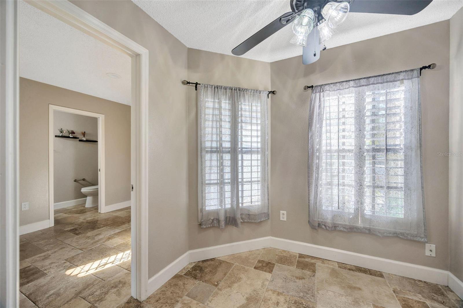 Image 9 of 42 For 4239 Brentwood Park Circle