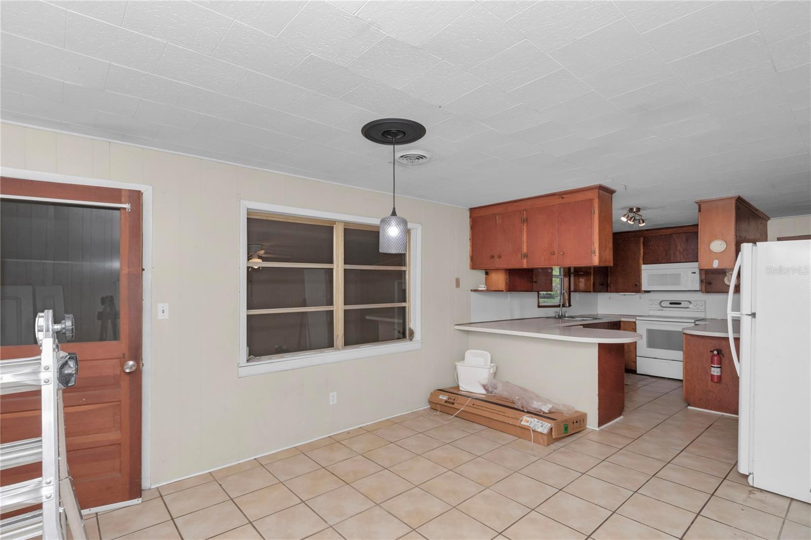 Image 12 of 38 For 1753 44th Street