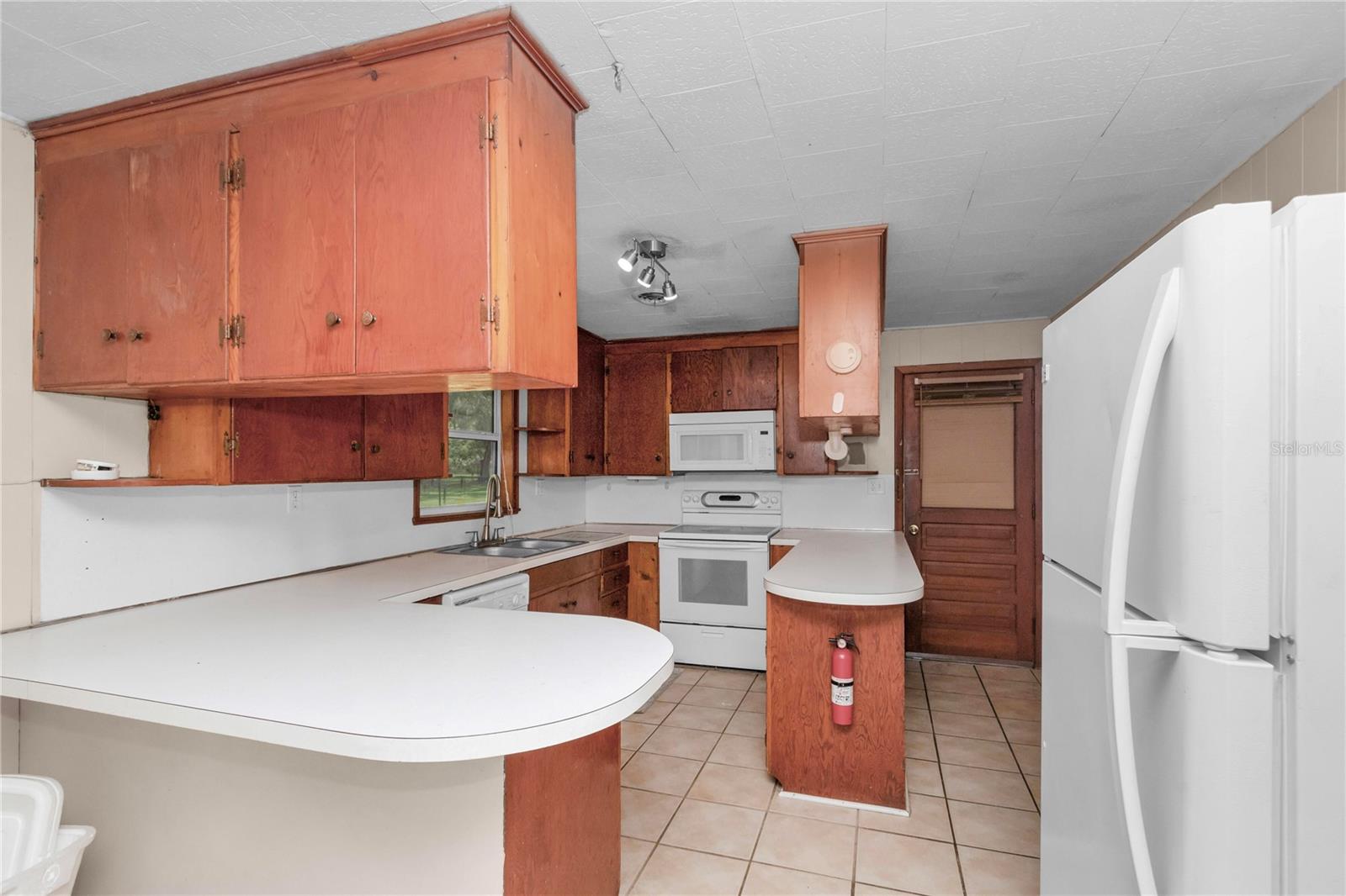 Image 14 of 38 For 1753 44th Street
