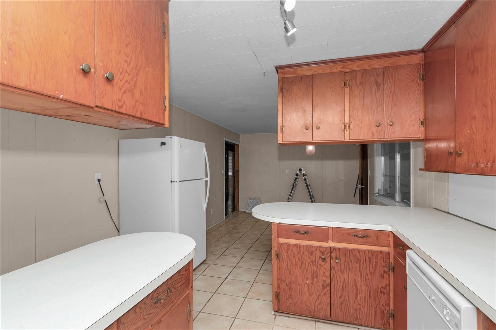 Image 16 of 38 For 1753 44th Street