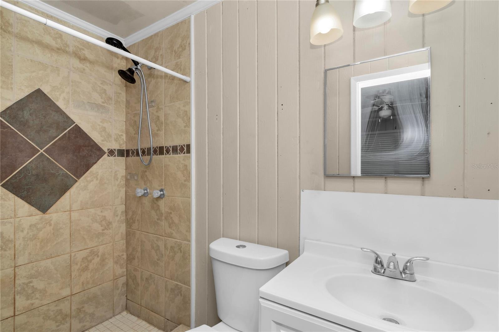 Image 18 of 38 For 1753 44th Street