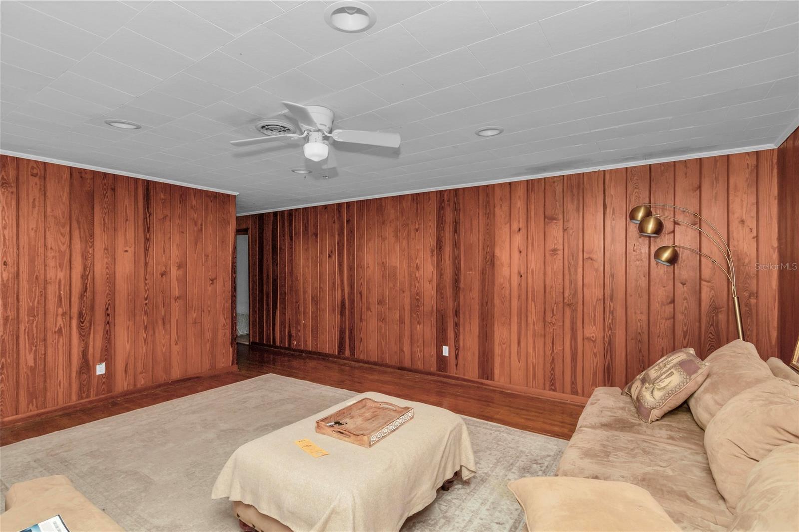 Image 23 of 38 For 1753 44th Street