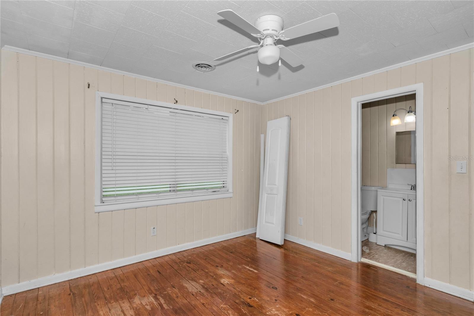Image 29 of 38 For 1753 44th Street